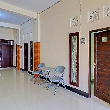 Oyo 91864 Holistic Stay Jimbaran Kültér fotó