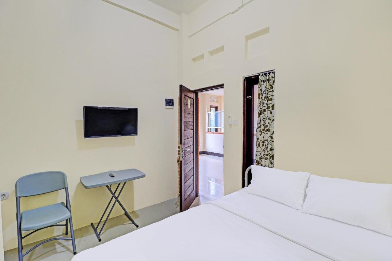 Oyo 91864 Holistic Stay Jimbaran Kültér fotó
