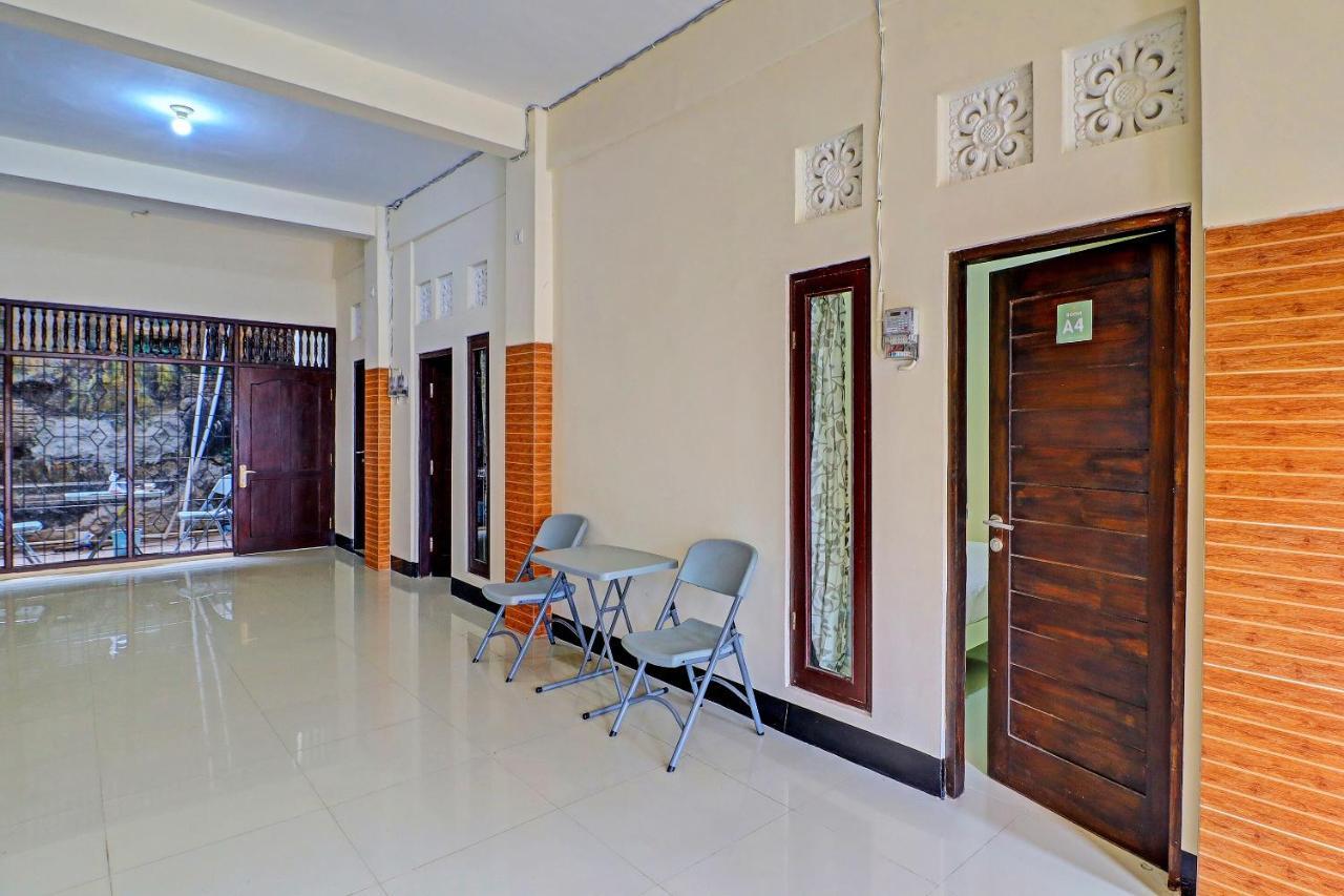 Oyo 91864 Holistic Stay Jimbaran Kültér fotó