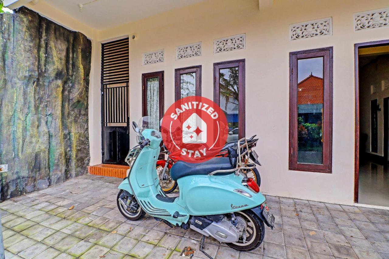 Oyo 91864 Holistic Stay Jimbaran Kültér fotó