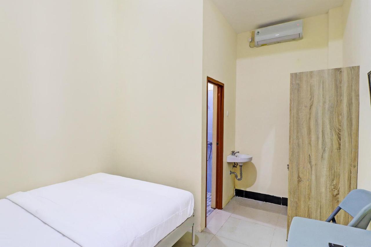 Oyo 91864 Holistic Stay Jimbaran Kültér fotó