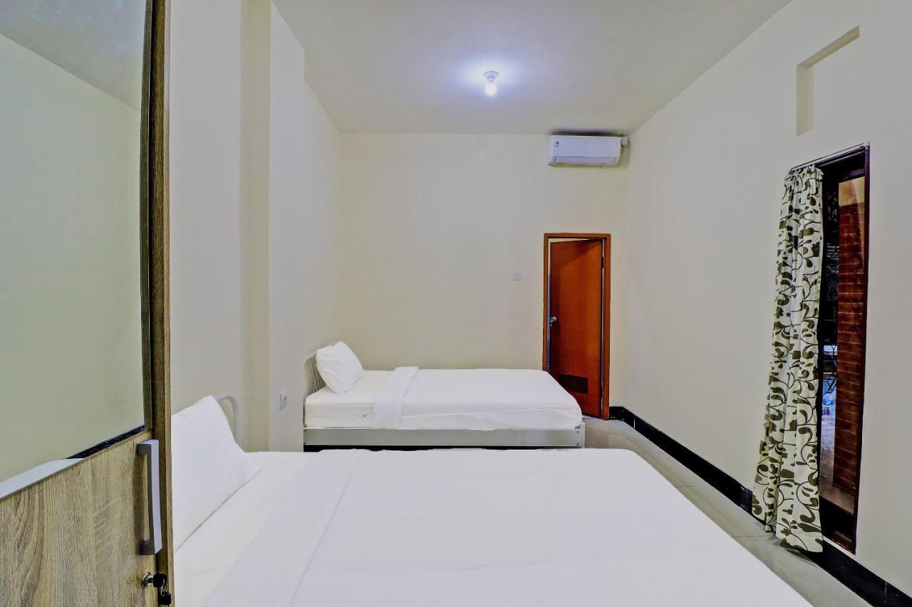 Oyo 91864 Holistic Stay Jimbaran Kültér fotó